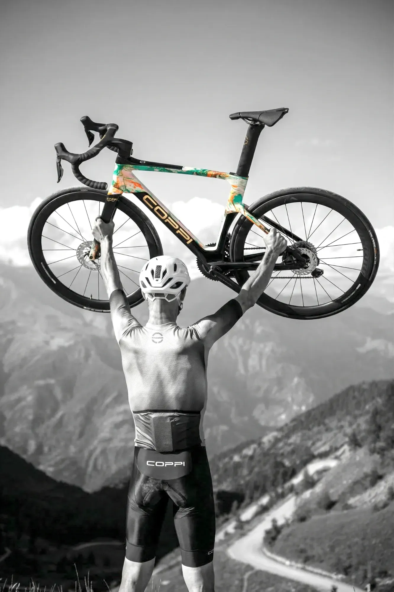 biciclette-da-corsa-gravel-ebike-coppi